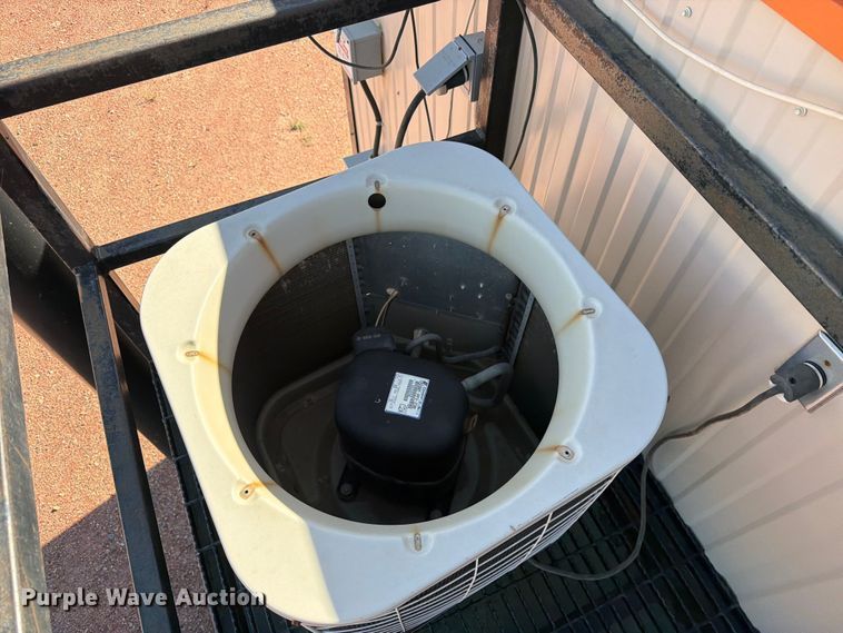 image for item EW1129 2005 Travco Wellsite skid mounted living quarters