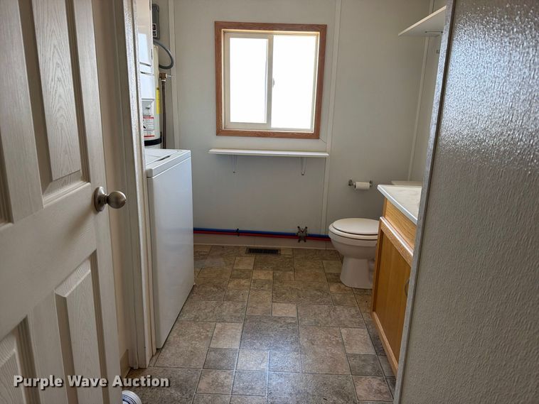 image for item EW1132 Teton skid mounted living quarters