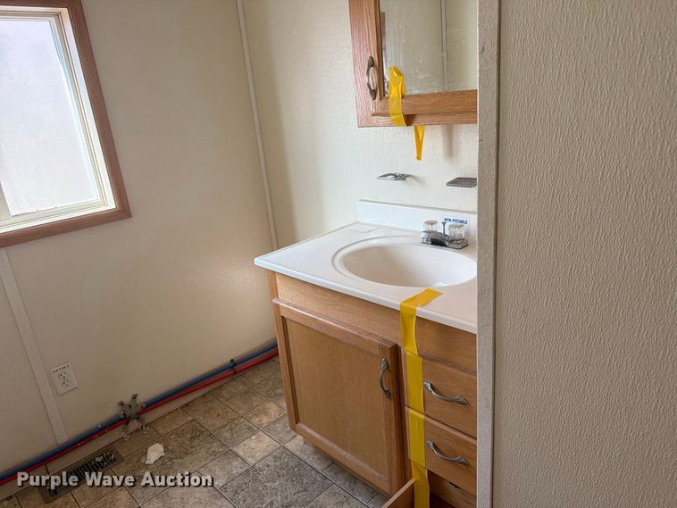 image for item EW1134 2010 Teton skid mounted office