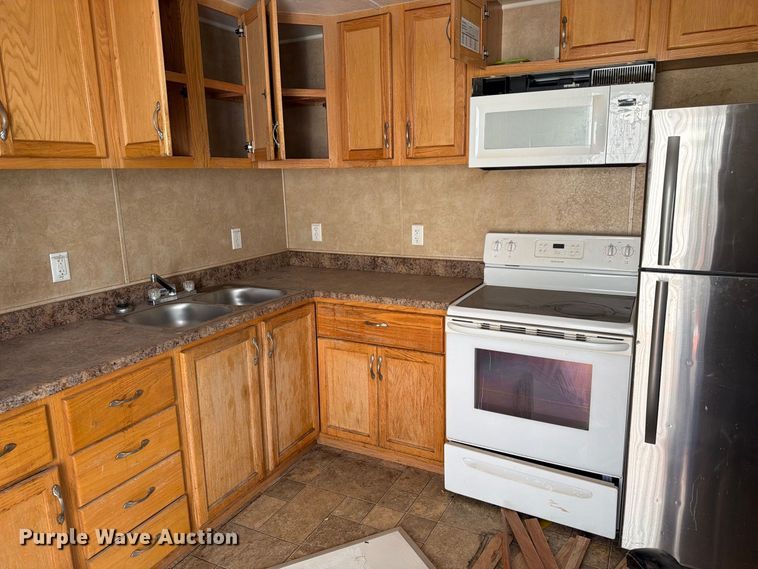 image for item EW1135 2012 Teton skid mounted office