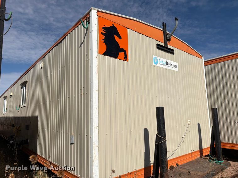 image for item EW1136 2010 Teton Portable Office
