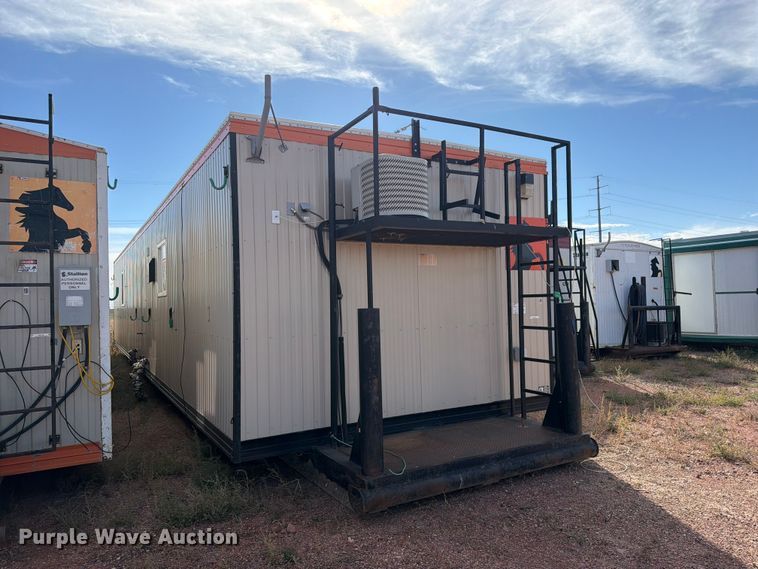 image for item EW1137 2013 Stallion portable office