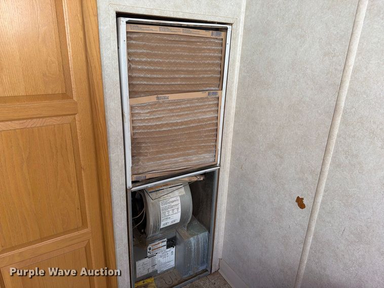 image for item EW1139 Teton skid mounted office