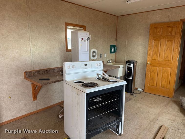 image for item EW1143 Portable home