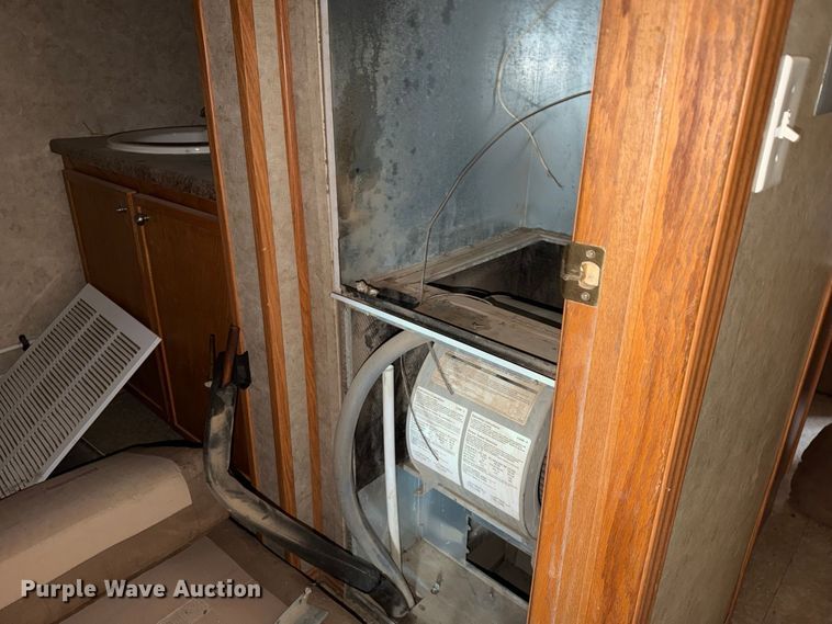 image for item EW1143 Portable home