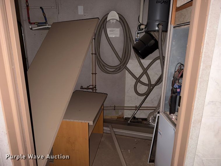 image for item EW1146 Roadway Trailers Wellsite Portable home