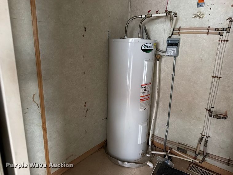 image for item EW1148 Roadway Wellsite skid mounted living quarters