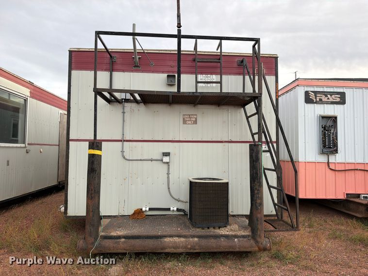 image for item EW1150 2004 Denille ENG/GEO-4233 skid mounted living quarters