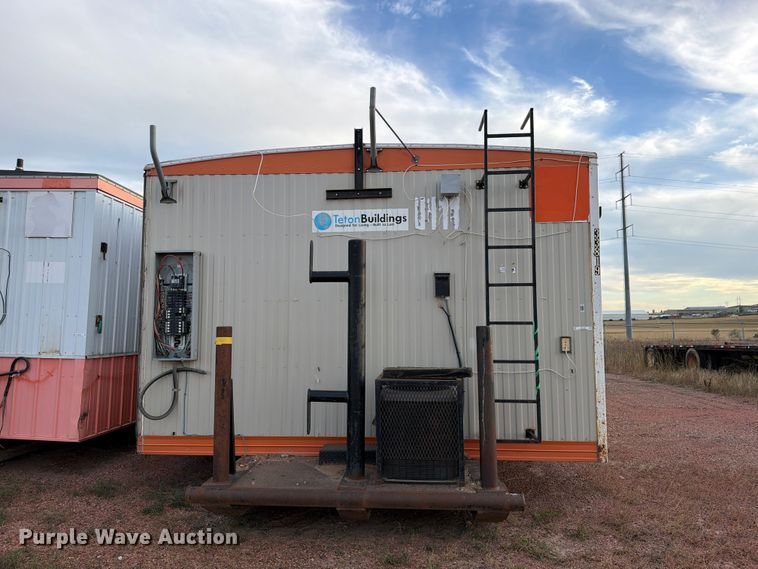 image for item EW1152 2011 Teton Skid mounted living quarters