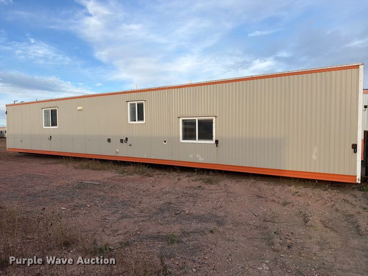 image for item EW1152 2011 Teton Skid mounted living quarters