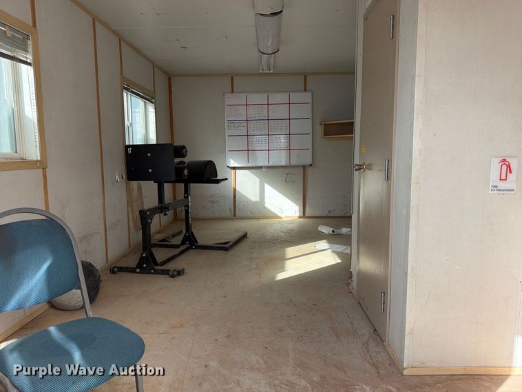 image for item EW1154 2006 Travco Portable Office