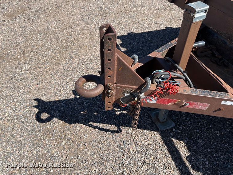 image for item EW2244 2006 Temco equipment trailer
