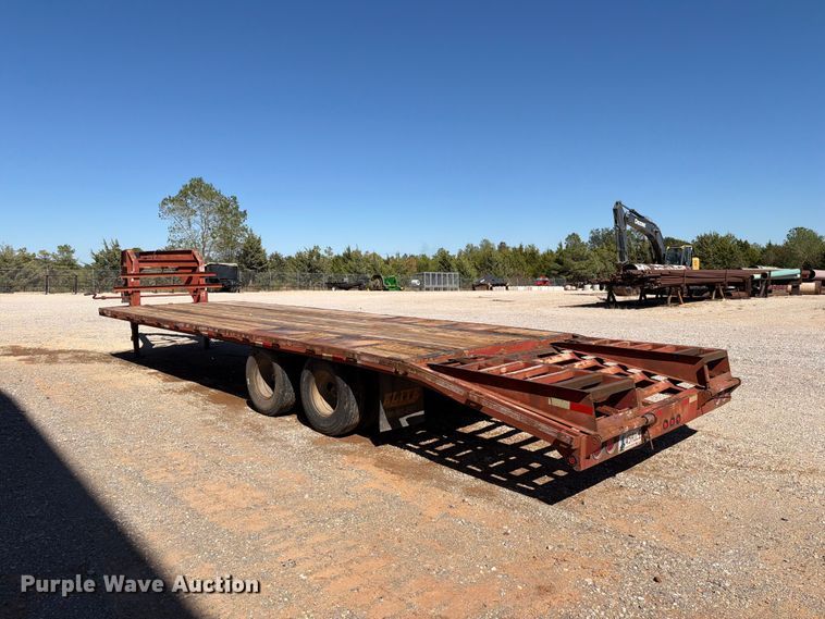 image for item EW7493 2008 Elite trailers equipment trailer