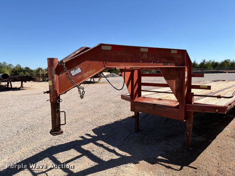 image for item EW7493 2008 Elite trailers equipment trailer