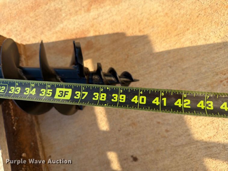 image for item EW7551 GIYI skid steer auger