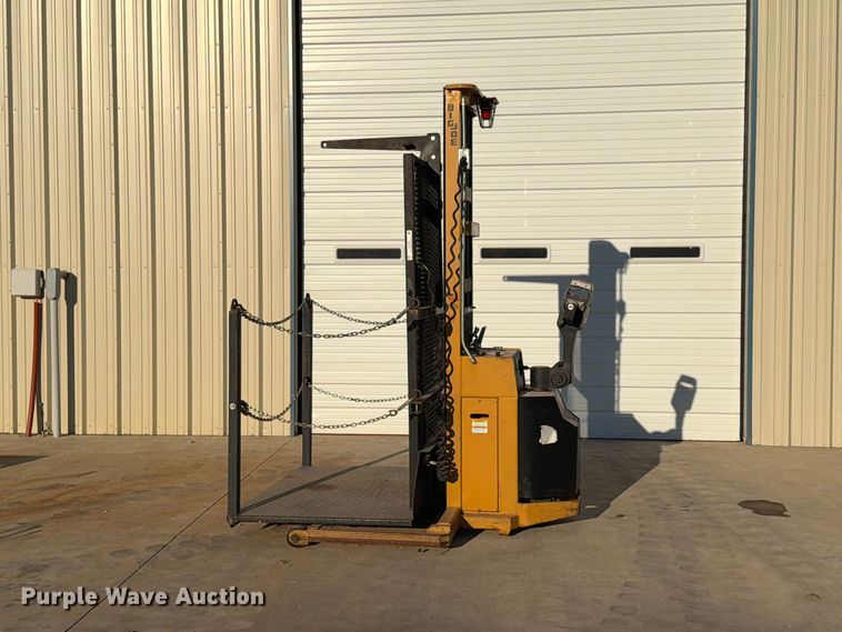image for item EW7552 Big Joe PDBB-20-T12 forklift
