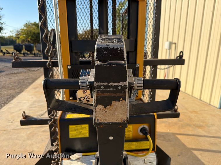 image for item EW7552 Big Joe PDBB-20-T12 forklift