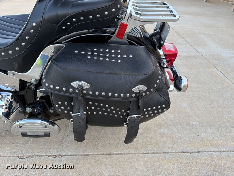 image for item EW8896 2010 Harley-Davidson Heritage Softail Classic motorcycle