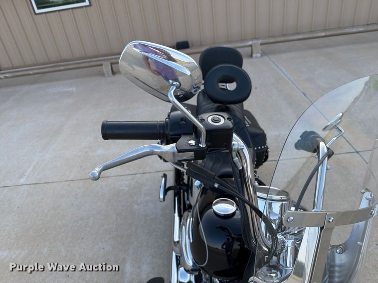 image for item EW8896 2010 Harley-Davidson Heritage Softail Classic motorcycle