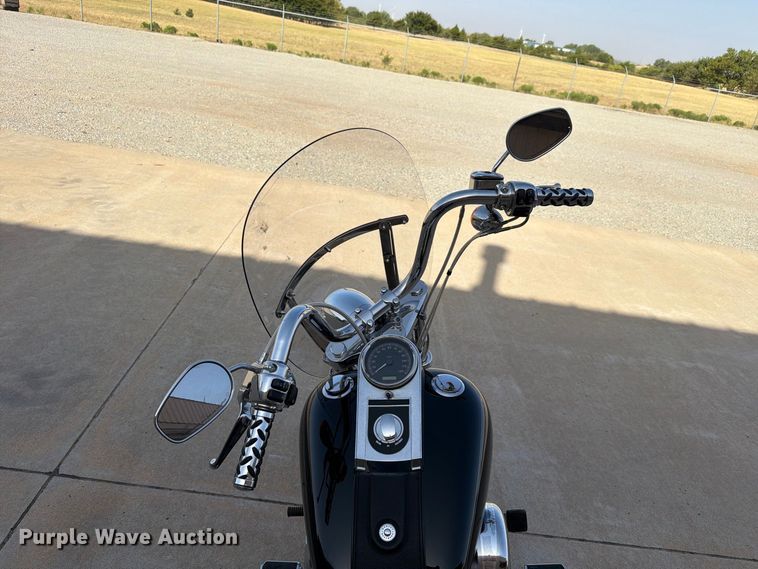 image for item EW8899 2007 Harley-davidson Softail Custom motorcycle
