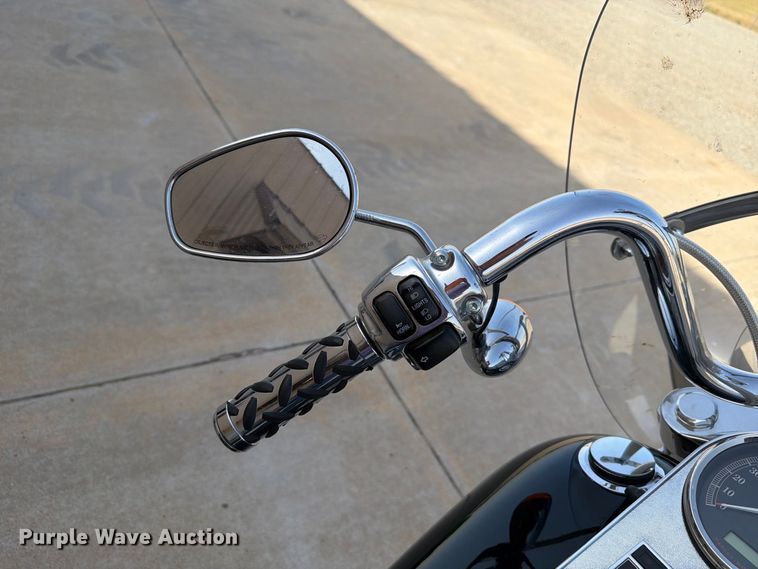 image for item EW8899 2007 Harley-davidson Softail Custom motorcycle