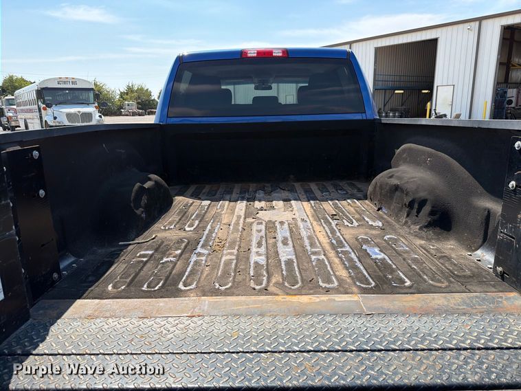 image for item EW8962 2018 RAM 2500 Crew Cab pickup truck