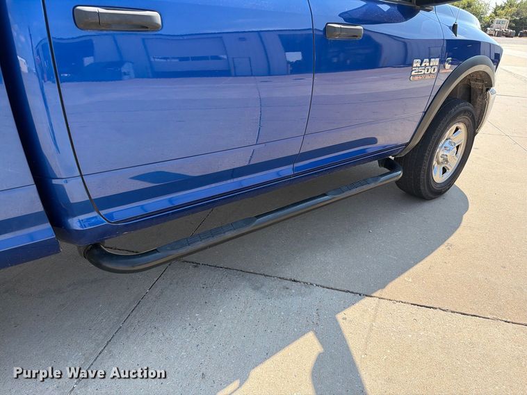 image for item EW8962 2018 RAM 2500 Crew Cab pickup truck