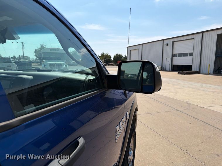 image for item EW8962 2018 RAM 2500 Crew Cab pickup truck