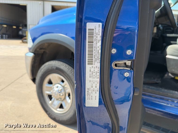 image for item EW8962 2018 RAM 2500 Crew Cab pickup truck