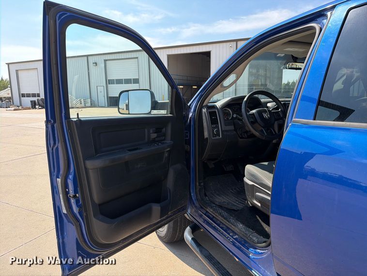 image for item EW8962 2018 RAM 2500 Crew Cab pickup truck
