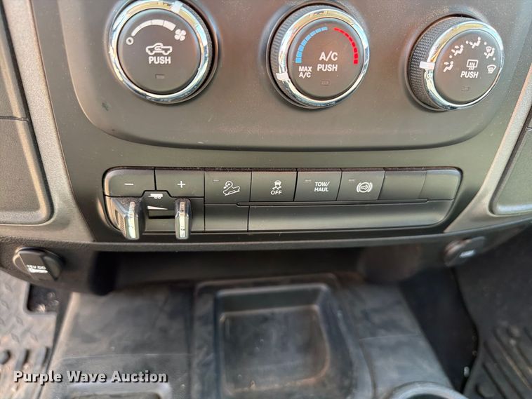 image for item EW8962 2018 RAM 2500 Crew Cab pickup truck