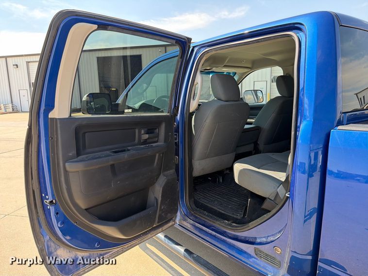 image for item EW8962 2018 RAM 2500 Crew Cab pickup truck