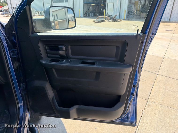 image for item EW8962 2018 RAM 2500 Crew Cab pickup truck