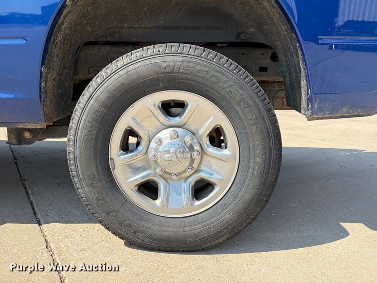 image for item EW8962 2018 RAM 2500 Crew Cab pickup truck