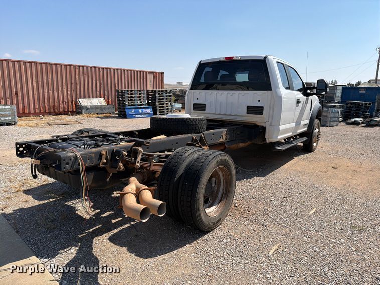 image for item EW8963 2019 Ford F550 truck cab and chassis
