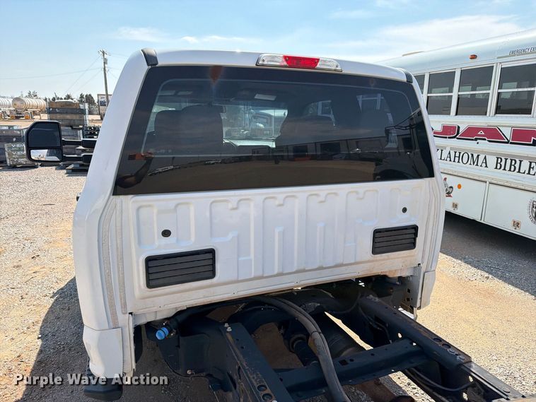 image for item EW8963 2019 Ford F550 truck cab and chassis