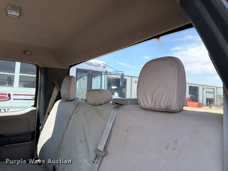 image for item EW8963 2019 Ford F550 truck cab and chassis
