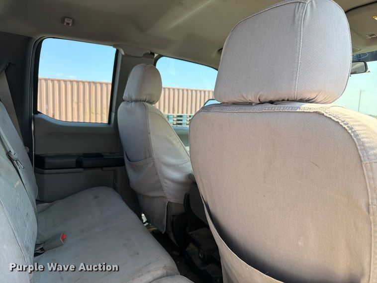 image for item EW8963 2019 Ford F550 truck cab and chassis