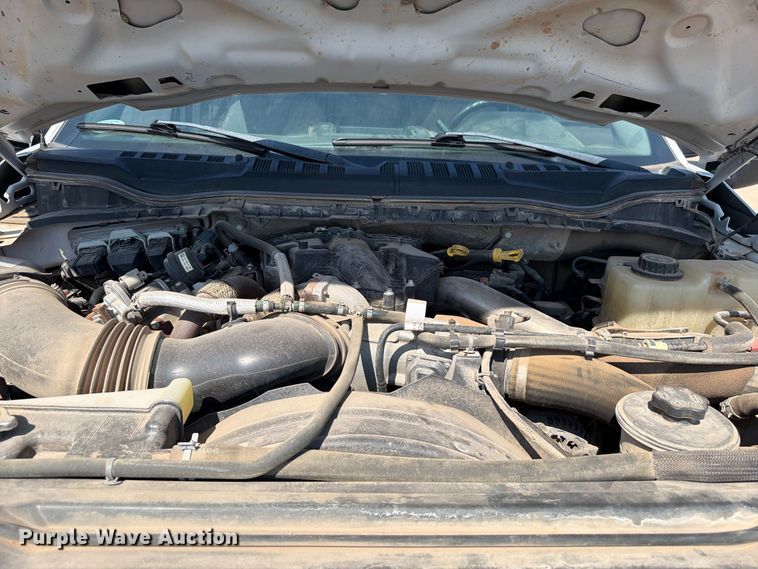 image for item EW8963 2019 Ford F550 truck cab and chassis