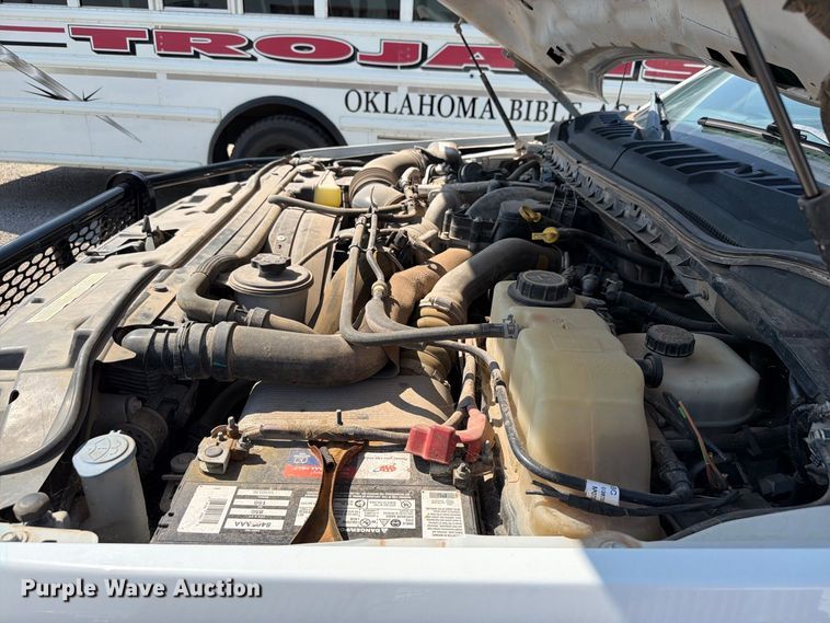 image for item EW8963 2019 Ford F550 truck cab and chassis