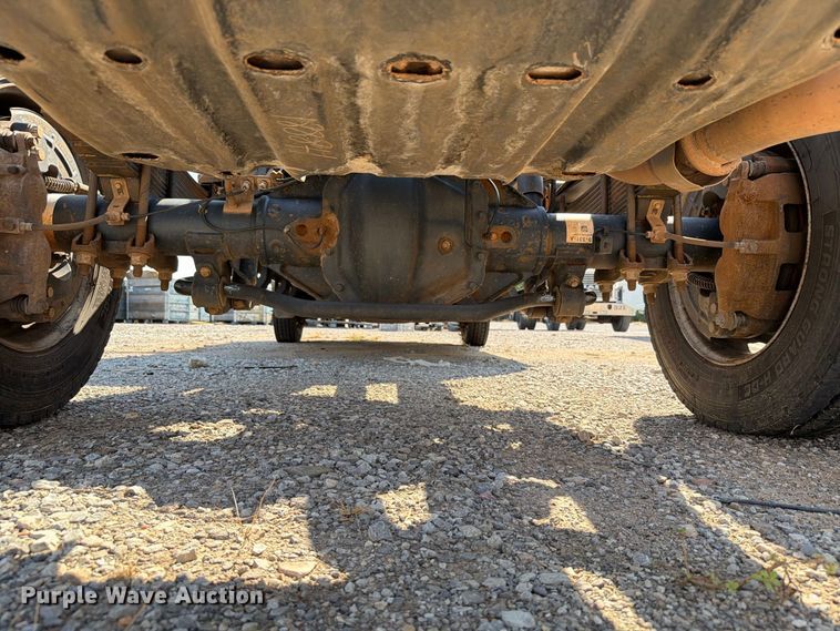 image for item EW8963 2019 Ford F550 truck cab and chassis