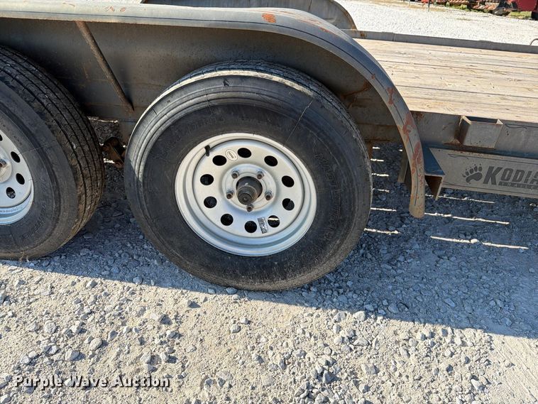 image for item EX0067 2021 Kodiak utility trailer