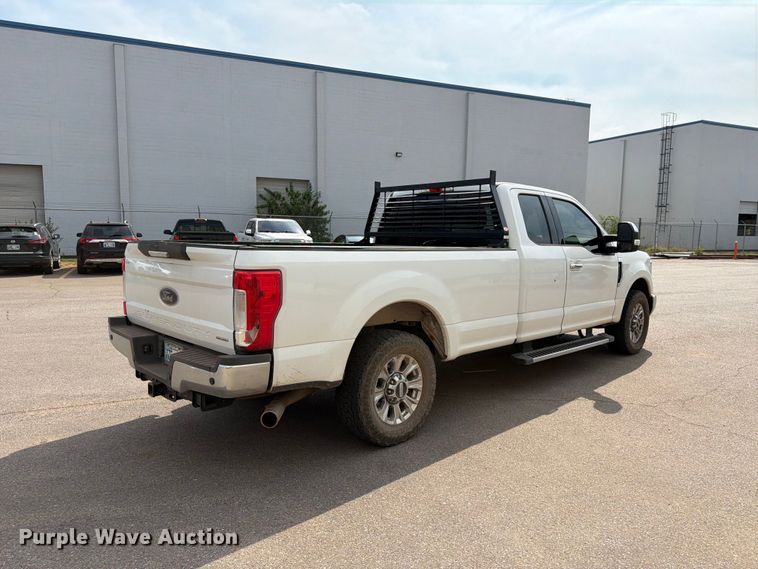 image for item EX0561 2019 Ford F250 Super Duty Ext. Cab pickup truck