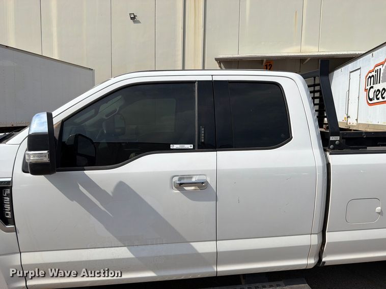 image for item EX0561 2019 Ford F250 Super Duty Ext. Cab pickup truck