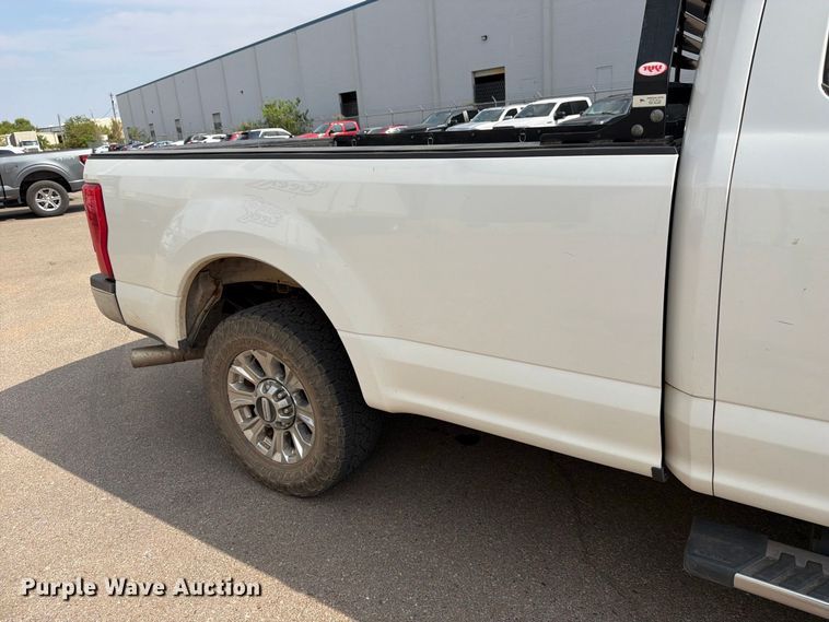 image for item EX0561 2019 Ford F250 Super Duty Ext. Cab pickup truck