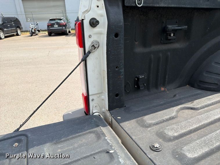 image for item EX0561 2019 Ford F250 Super Duty Ext. Cab pickup truck
