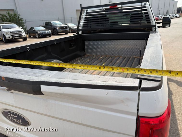 image for item EX0561 2019 Ford F250 Super Duty Ext. Cab pickup truck