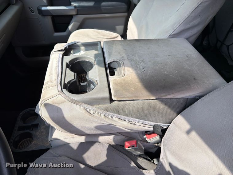 image for item EX0561 2019 Ford F250 Super Duty Ext. Cab pickup truck