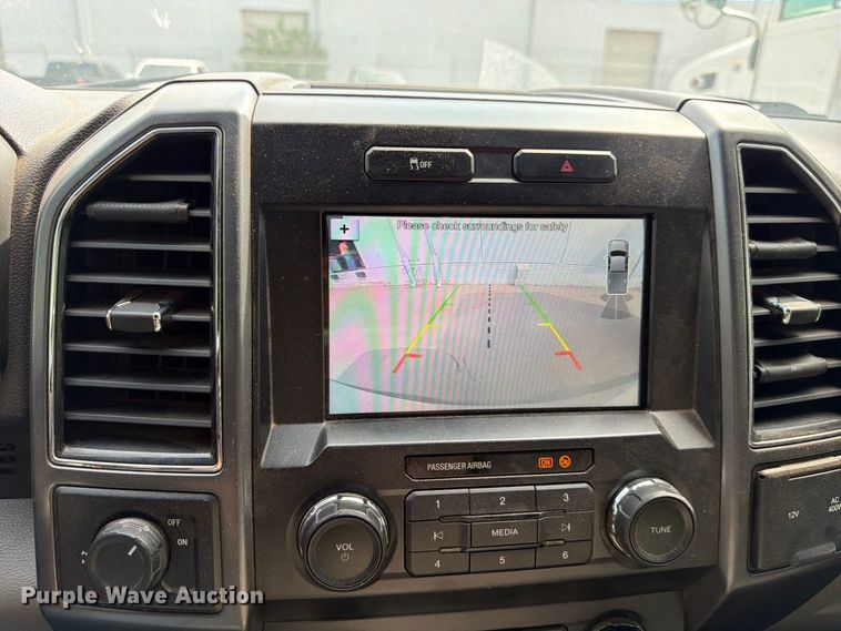 image for item EX0561 2019 Ford F250 Super Duty Ext. Cab pickup truck