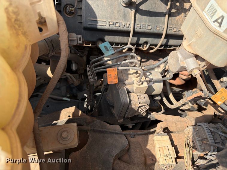 image for item EX0561 2019 Ford F250 Super Duty Ext. Cab pickup truck